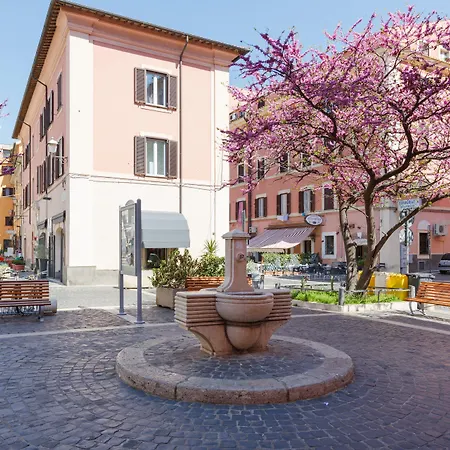 Piazza Fratti Bed & Breakfast