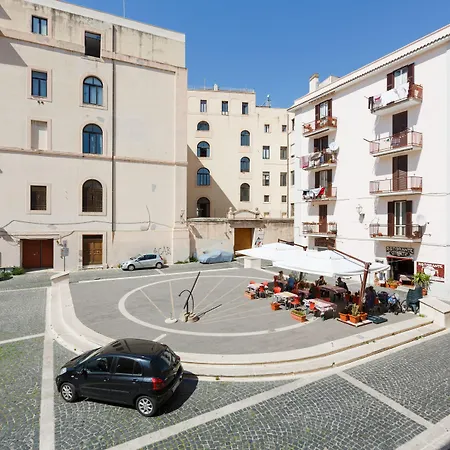 Piazza Fratti Frühstückspension 3*