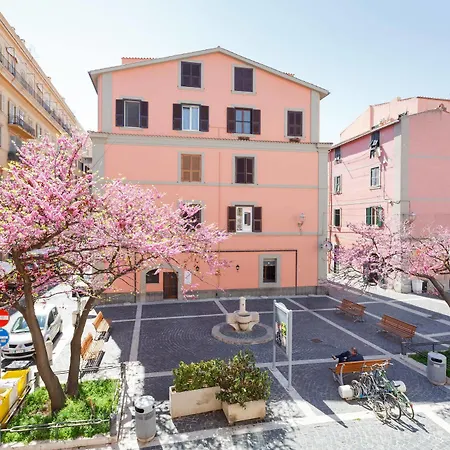 Piazza Fratti Civitavecchia