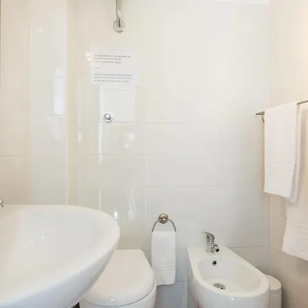 Piazza Fratti Bed & Breakfast