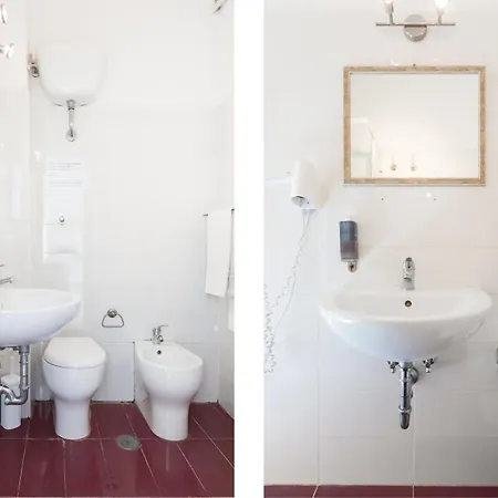 Piazza Fratti Bed & Breakfast 3*