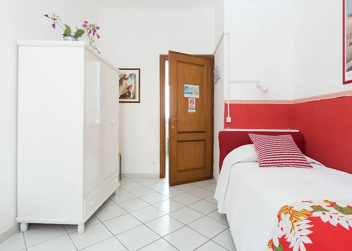 Piazza Fratti 3* Civitavecchia