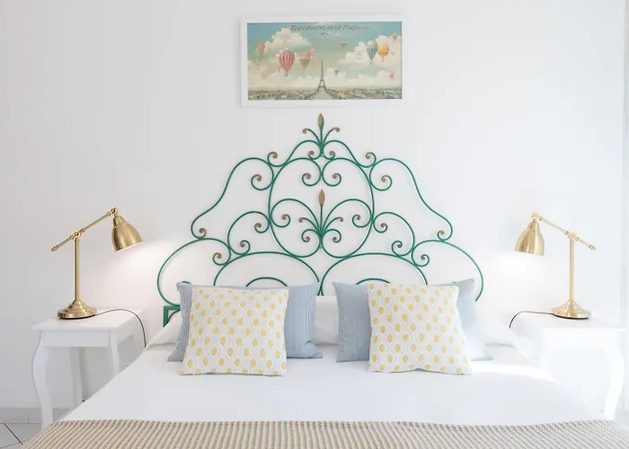 Piazza Fratti Bed & Breakfast 3*