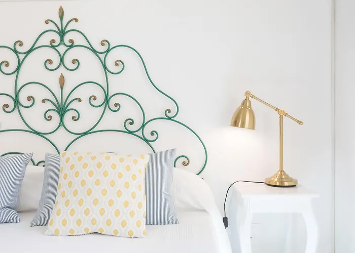 Piazza Fratti Bed & Breakfast 3*