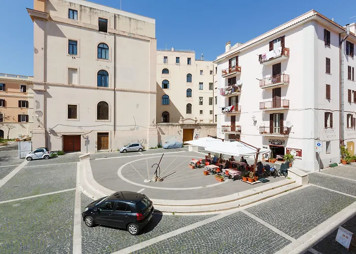 Piazza Fratti Bed & Breakfast 3*