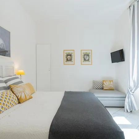 ベッド・アンド・ブレックファスト Piazza Fratti