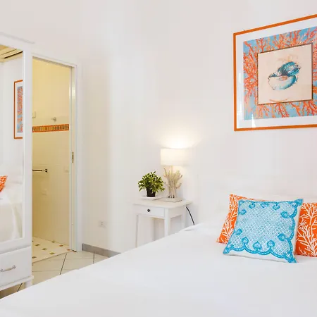 Piazza Fratti チビタベッキア