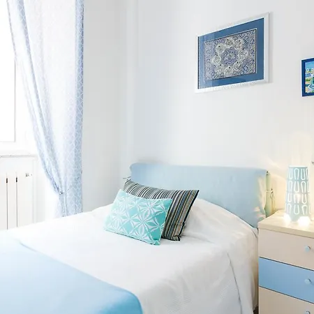 Piazza Fratti ベッド・アンド・ブレックファスト チビタベッキア