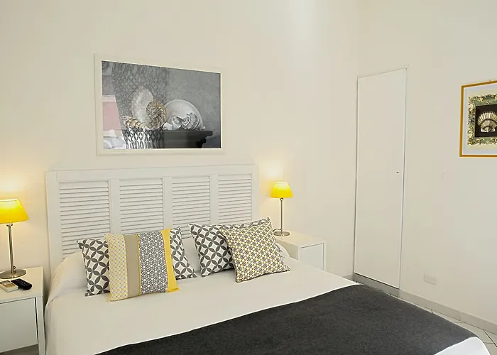 Piazza Fratti Bed & Breakfast 3*